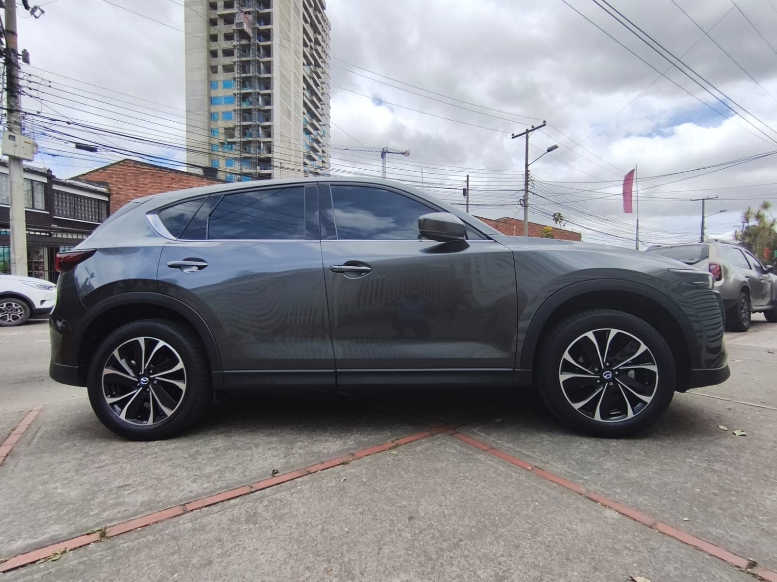MAZDA CX-5 MODELO 2023